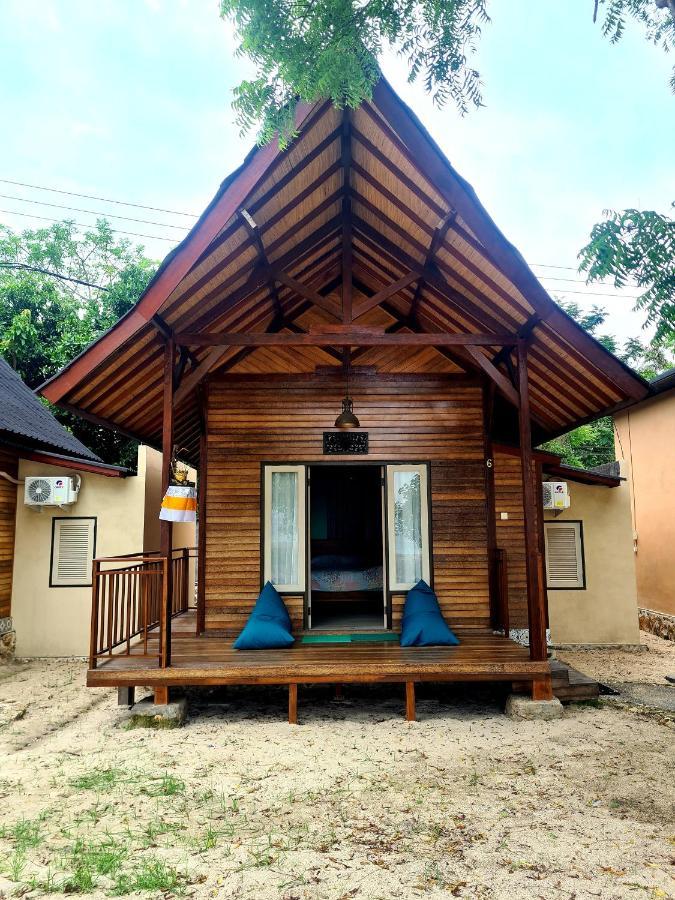 Beach House Penida Ped Экстерьер фото