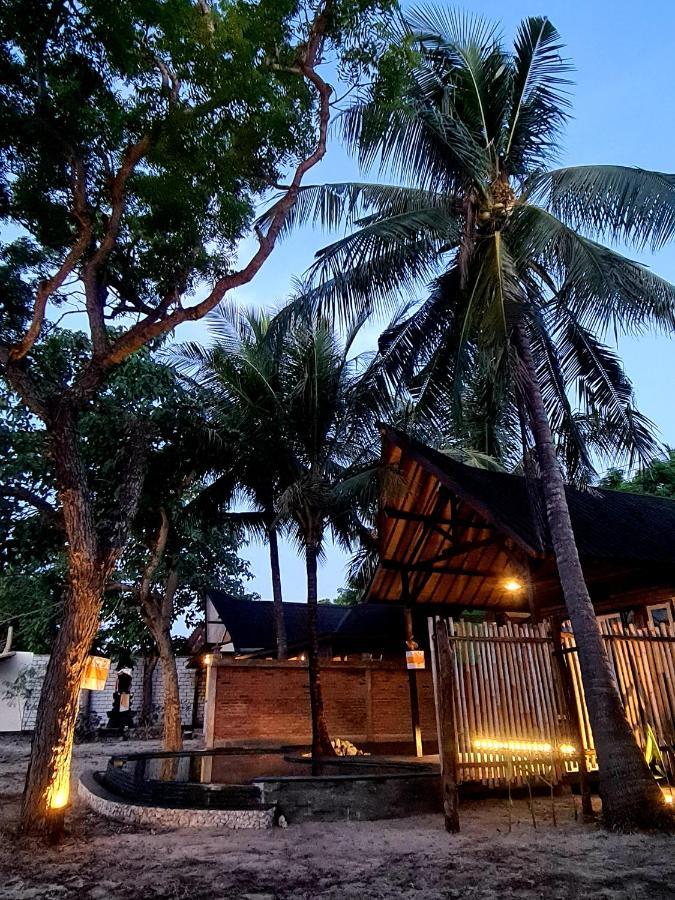 Beach House Penida Ped Экстерьер фото