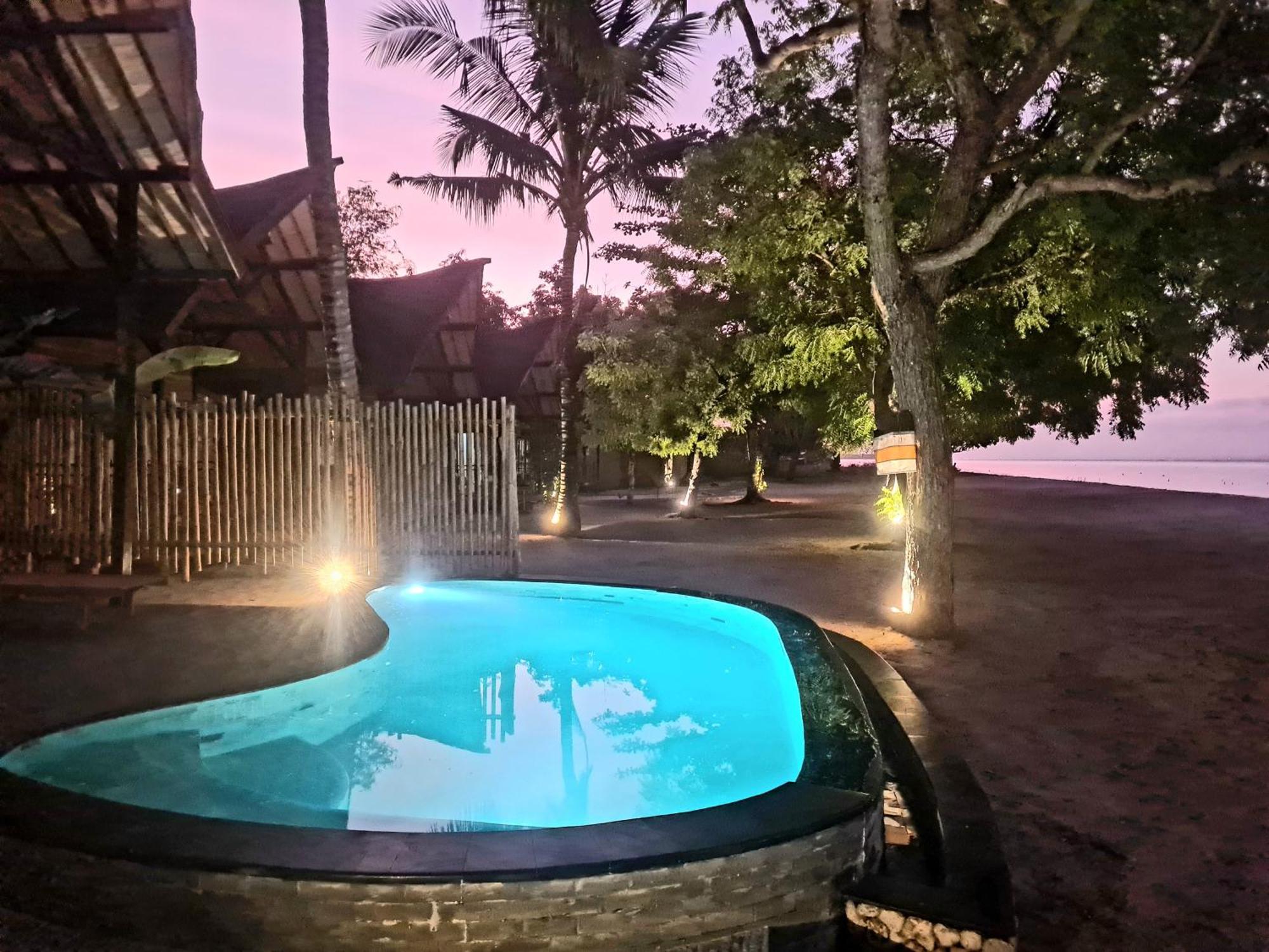 Beach House Penida Ped Экстерьер фото