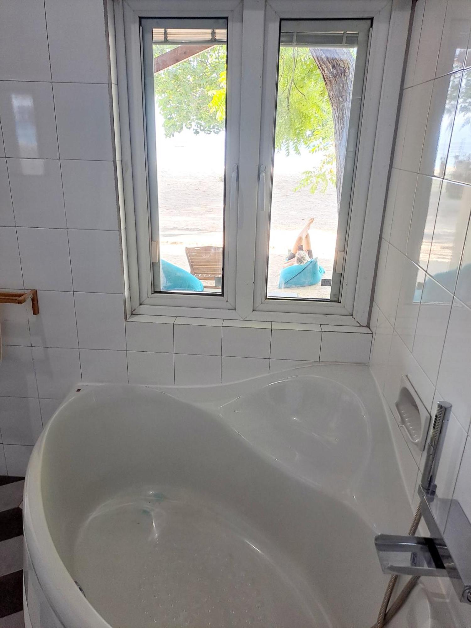 Beach House Penida Ped Экстерьер фото